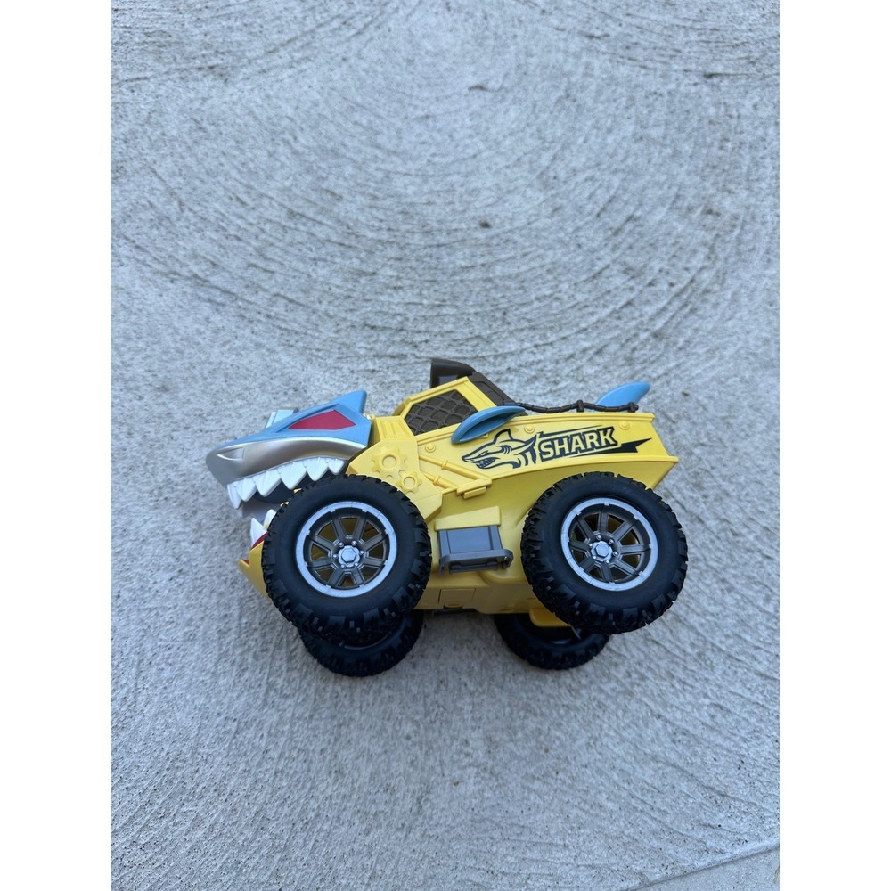 Vivitar Shark Monster Truck Toy Car Yellow Blue Kids Vehicle‎
